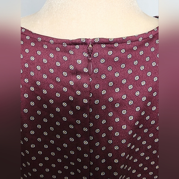 NWT VINCE CAMUTO Printed Dress, 14P - Picture 11 of 16